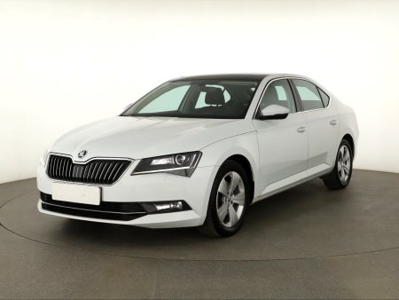 Škoda Superb, 2015 - pohled č. 3