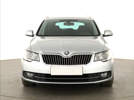 Škoda Superb, 2014 - pohled č. 2