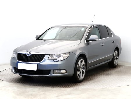 Škoda Superb, 2009 - pohled č. 3