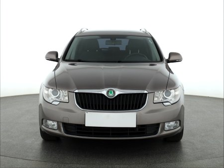 Škoda Superb, 2011 - pohled č. 2