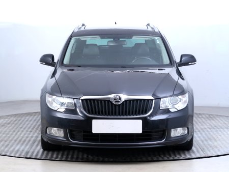 Škoda Superb, 2012 - pohled č. 2