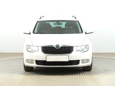Škoda Superb, 2011 - pohled č. 2