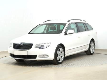 Škoda Superb, 2011 - pohled č. 3