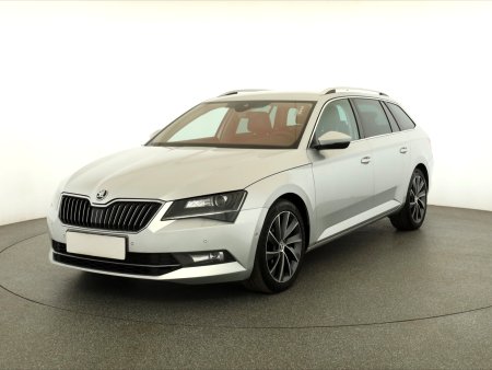 Škoda Superb, 2016 - pohled č. 3