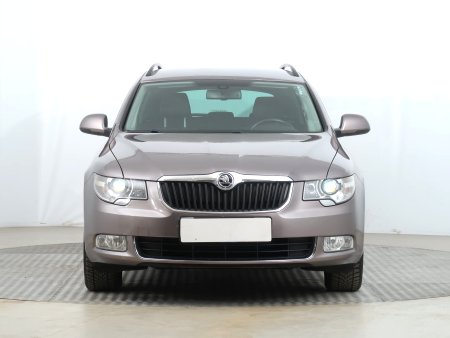 Škoda Superb, 2011 - pohled č. 2