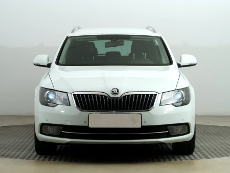 Škoda Superb, 2014 - pohled č. 2