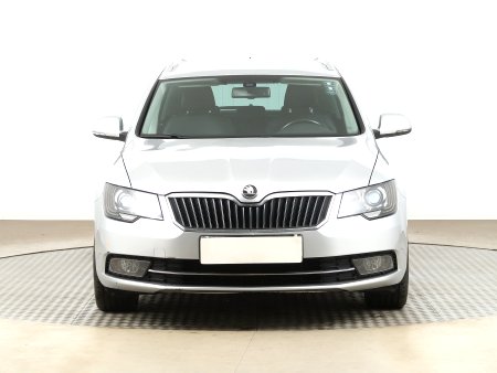 Škoda Superb, 2014 - pohled č. 2