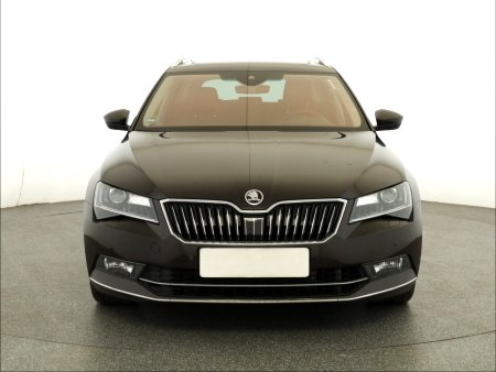 Škoda Superb, 2018 - pohled č. 2