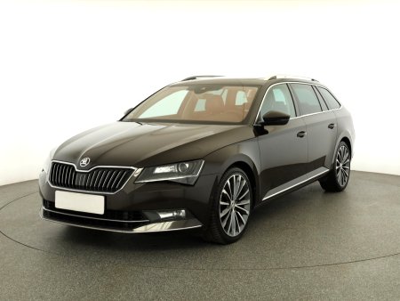Škoda Superb, 2018 - pohled č. 3