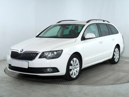 Škoda Superb, 2013 - pohled č. 3
