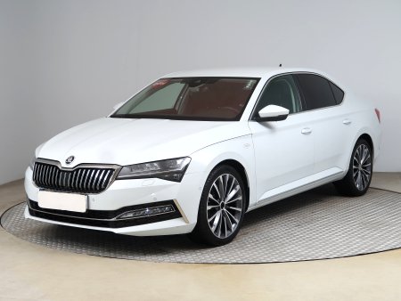 Škoda Superb, 2021 - pohled č. 3
