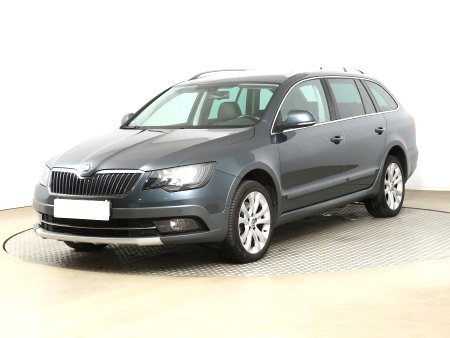 Škoda Superb, 2014 - pohled č. 3
