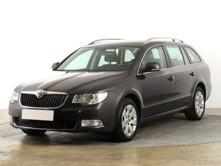 Škoda Superb, 2011 - pohled č. 3