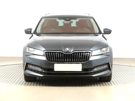 Škoda Superb, 2021 - pohled č. 2