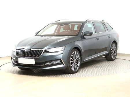 Škoda Superb, 2021 - pohled č. 3