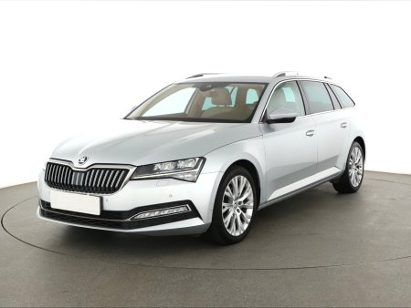Škoda Superb, 2021 - pohled č. 3