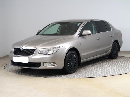 Škoda Superb, 2010 - pohled č. 3