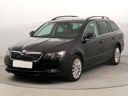 Škoda Superb, 2013 - pohled č. 3