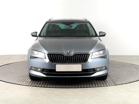 Škoda Superb, 2018 - pohled č. 2