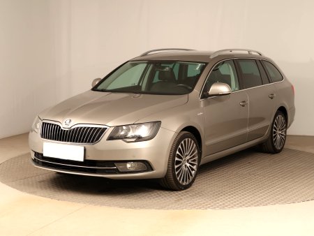 Škoda Superb, 2014 - pohled č. 3