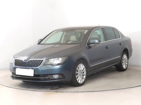 Škoda Superb, 2014 - pohled č. 3