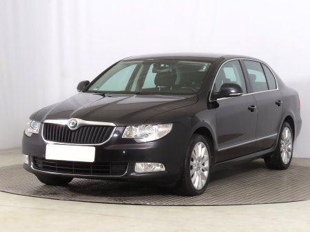 Škoda Superb, 2012 - pohled č. 3