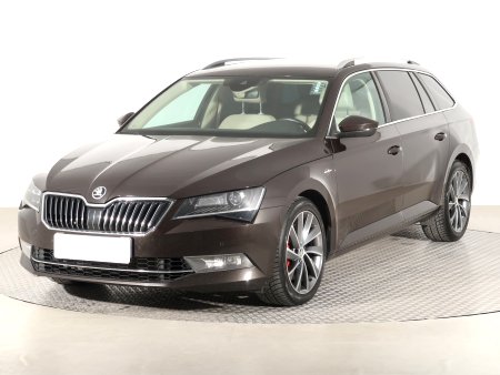 Škoda Superb, 2018 - pohled č. 3