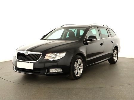 Škoda Superb, 2011 - pohled č. 3