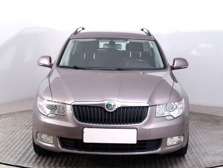 Škoda Superb, 2011 - pohled č. 2