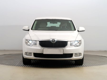 Škoda Superb, 2012 - pohled č. 2