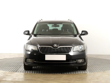 Škoda Superb, 2014 - pohled č. 2