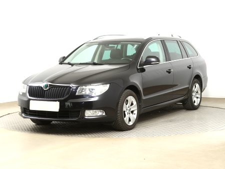 Škoda Superb, 2012 - pohled č. 3