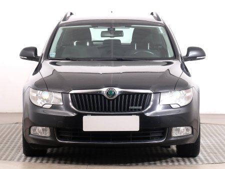 Škoda Superb, 2012 - pohled č. 2