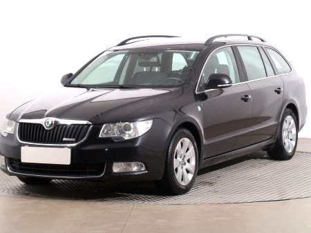 Škoda Superb, 2012 - pohled č. 3