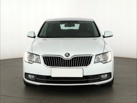 Škoda Superb, 2014 - pohled č. 2