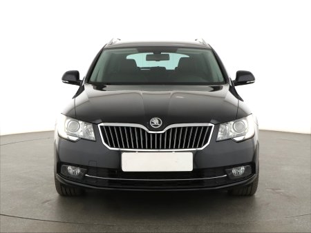 Škoda Superb, 2013 - pohled č. 2
