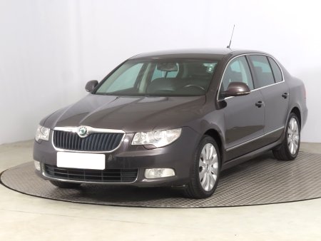 Škoda Superb, 2008 - pohled č. 3