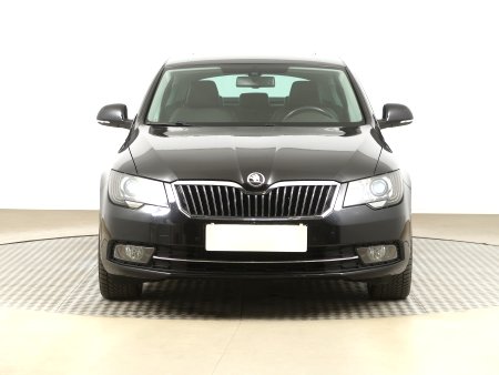 Škoda Superb, 2013 - pohled č. 2