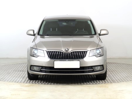 Škoda Superb, 2015 - pohled č. 2