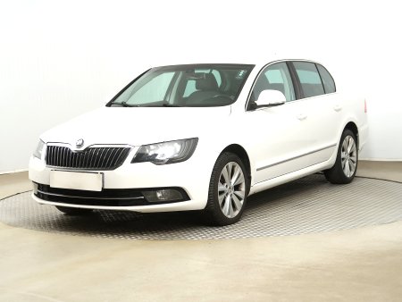 Škoda Superb, 2013 - pohled č. 3