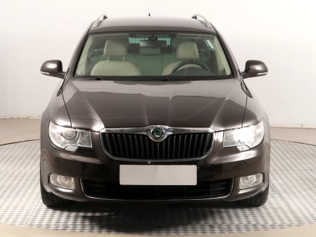 Škoda Superb, 2012 - pohled č. 2