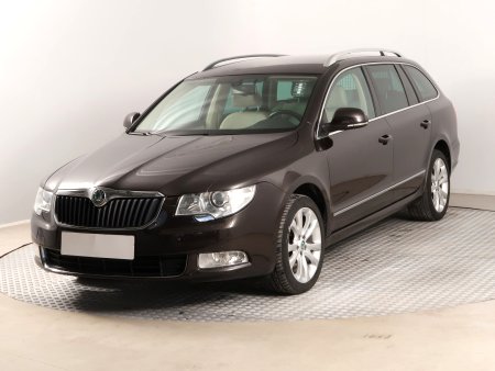 Škoda Superb, 2012 - pohled č. 3