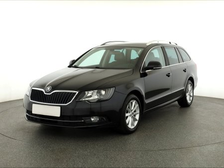 Škoda Superb, 2014 - pohled č. 3