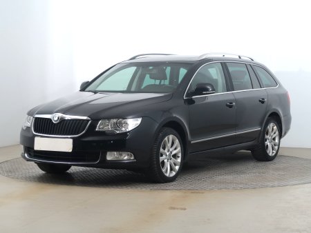 Škoda Superb, 2011 - pohled č. 3