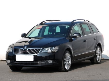 Škoda Superb, 2013 - pohled č. 3