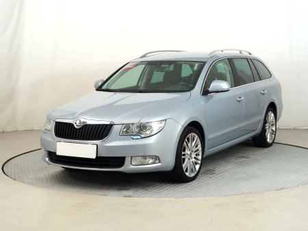 Škoda Superb, 2012 - pohled č. 3