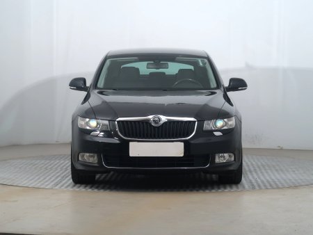 Škoda Superb, 2012 - pohled č. 2