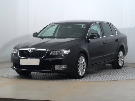 Škoda Superb, 2012 - pohled č. 3