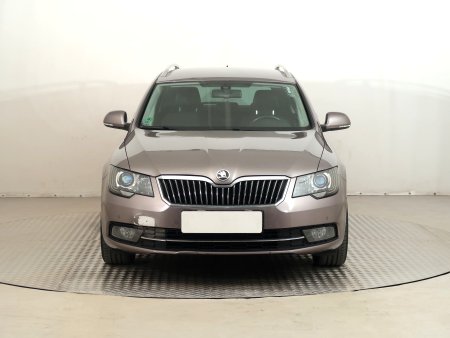 Škoda Superb, 2013 - pohled č. 2