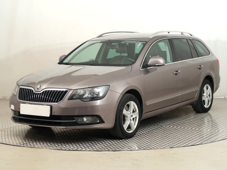 Škoda Superb, 2013 - pohled č. 3